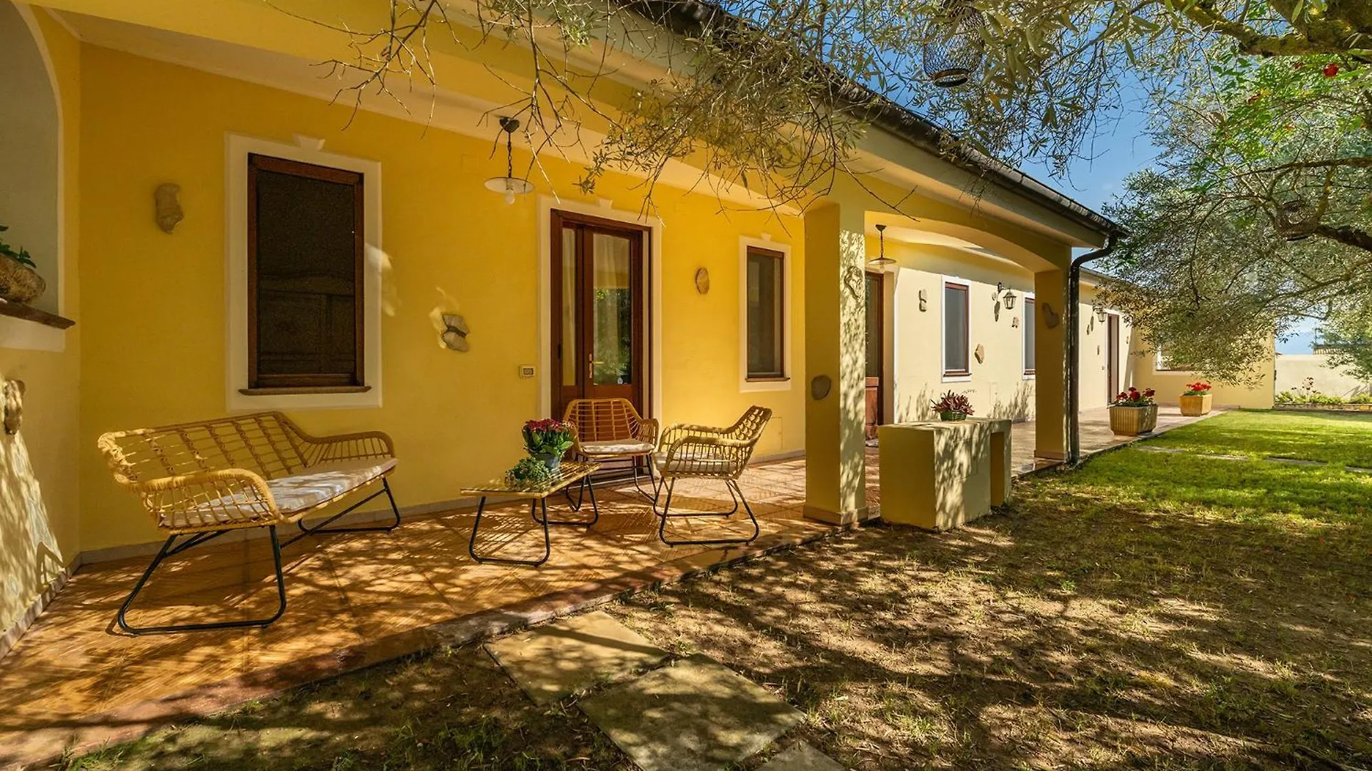 Residenza Parco Degli Ulivi Villa Villamassargia 0*,  İtalya